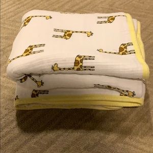 Aden + Anais Cotton Muslin Giraffe Dream Blanket